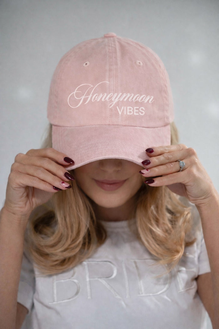 Honeymoon VIBES Vintage Cap