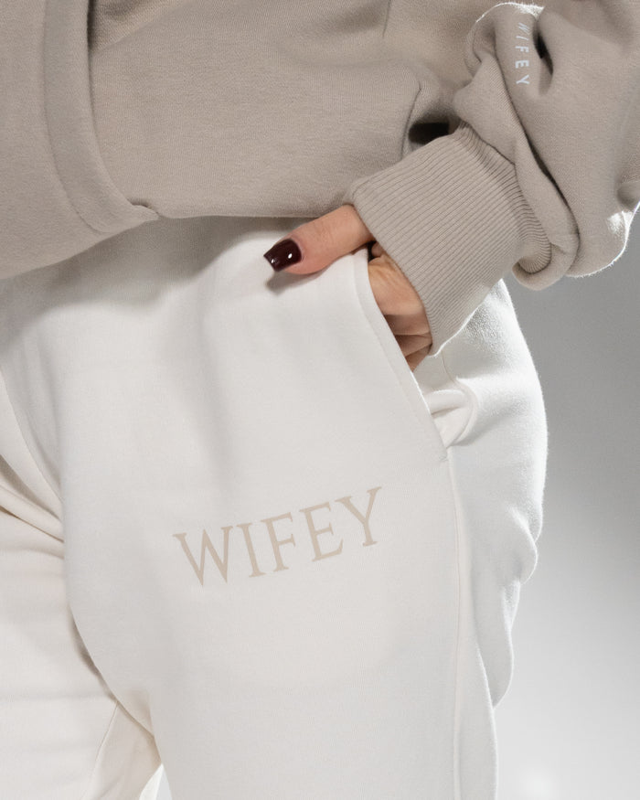 WIFEY Joggers - Be Bold