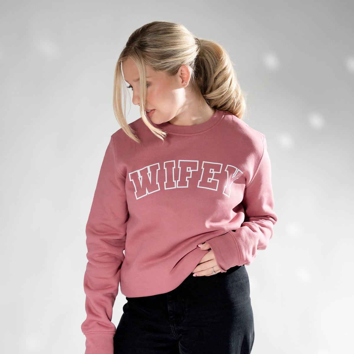 Varsity Wifey Sweatshirt – The Vow Collection