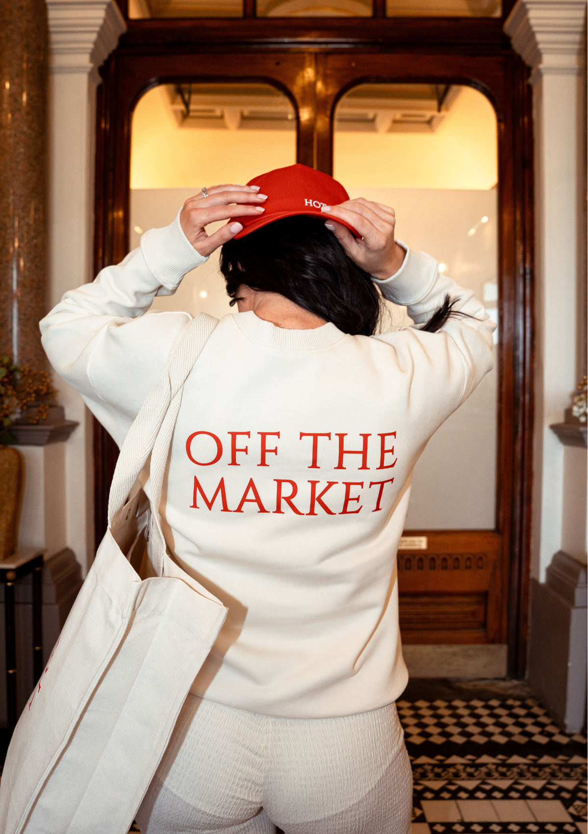 OFF THE MARKET Sweatshirt