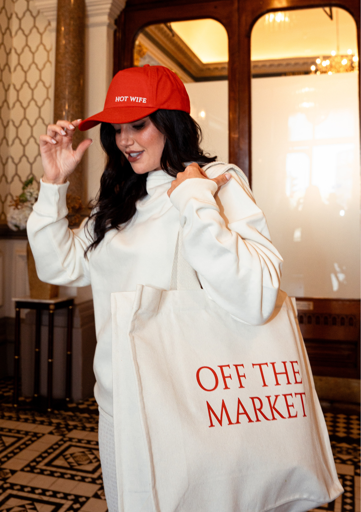 OFF THE MARKET Oversized Bag