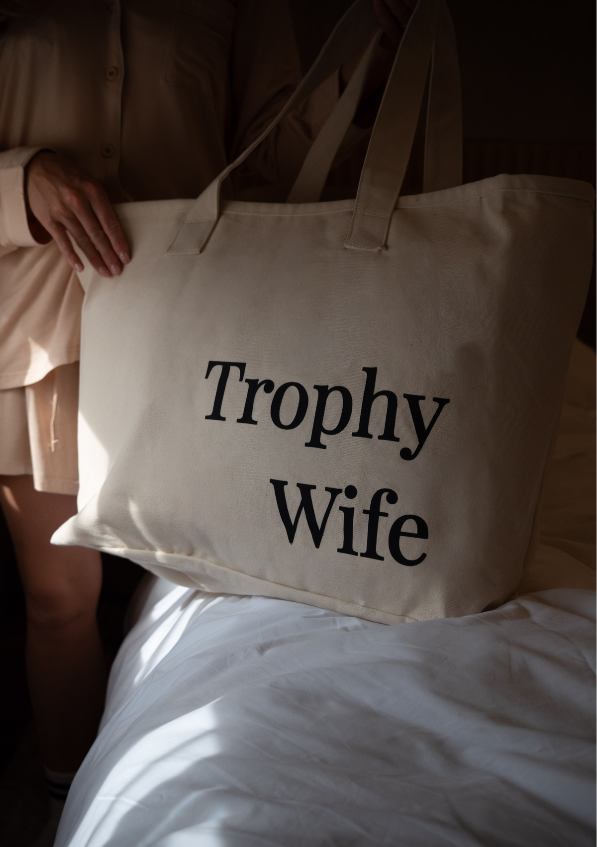 TROPHY WIFE Oversized Bag